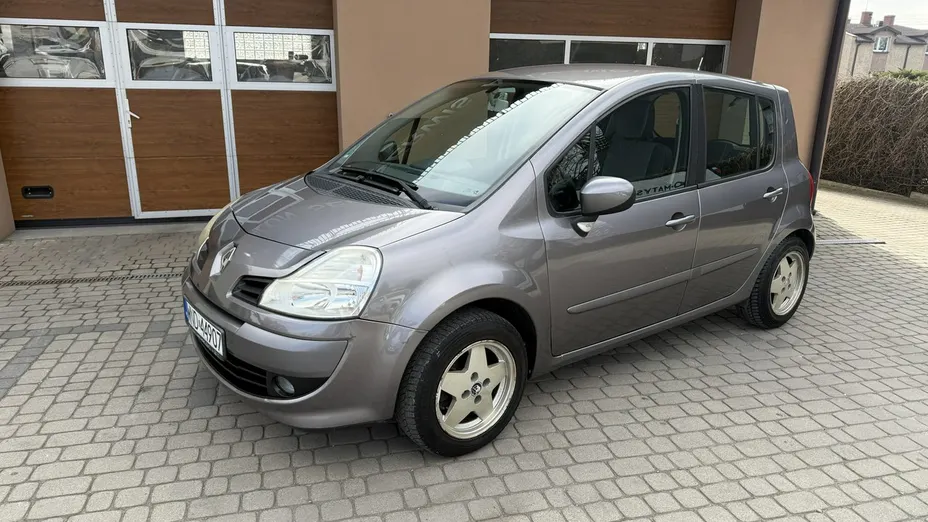 RENAULT Modus -