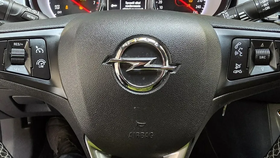 OPEL Astra -