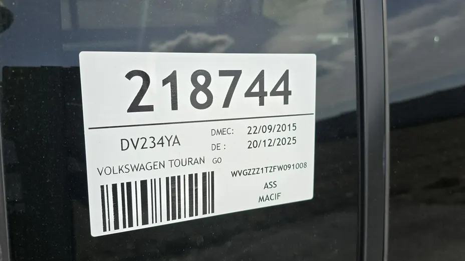 VOLKSWAGEN Touran -
