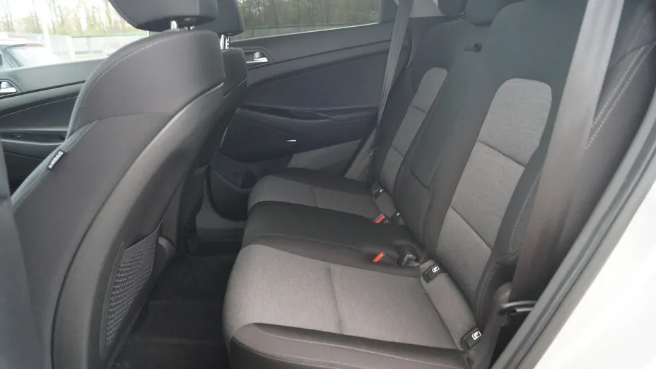 HYUNDAI Tucson -