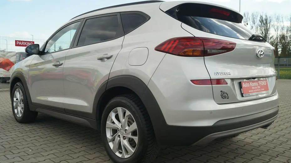 HYUNDAI Tucson -