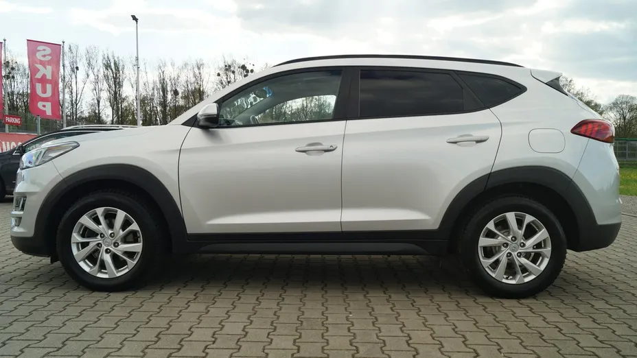 HYUNDAI Tucson -