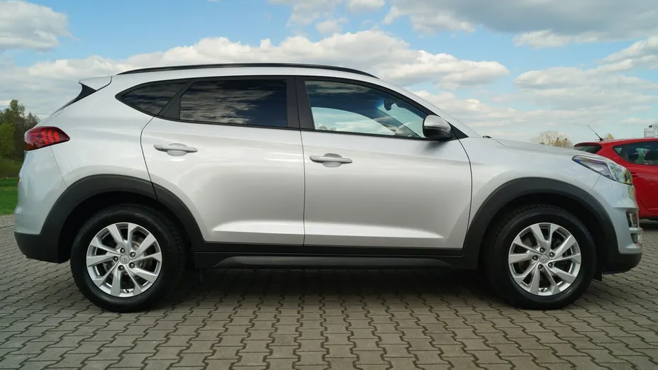 HYUNDAI Tucson -