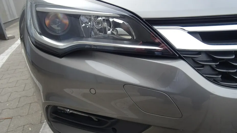 OPEL Astra -