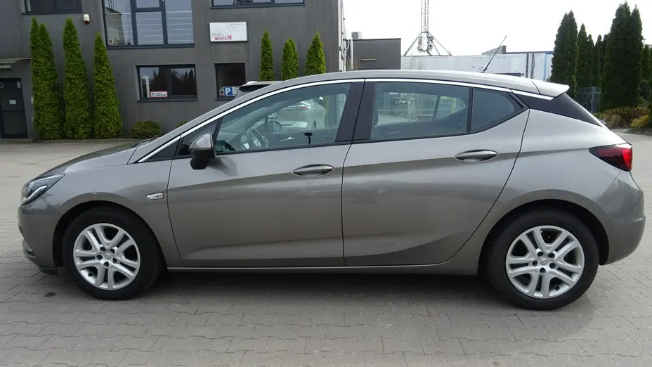 OPEL Astra -