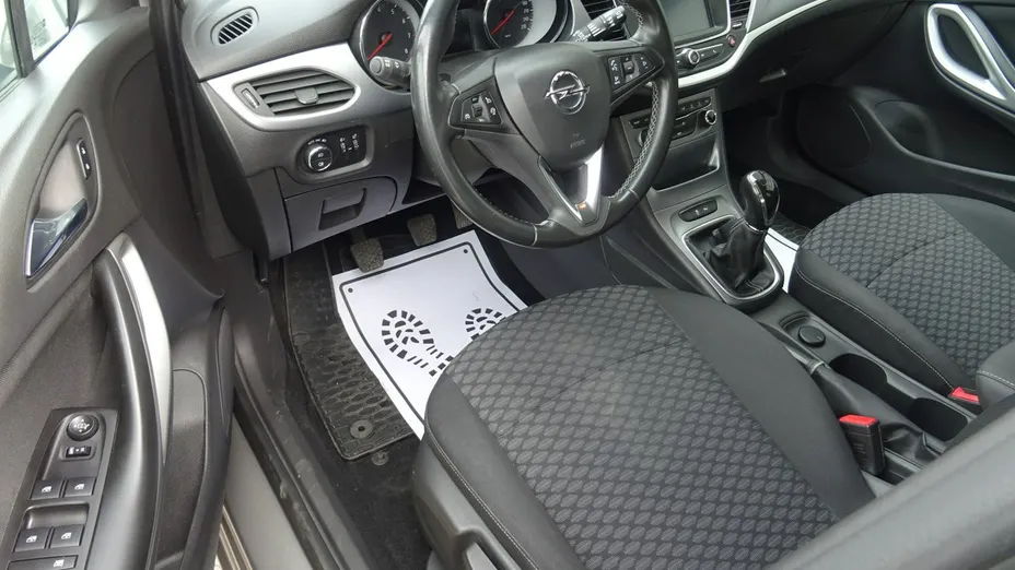 OPEL Astra -