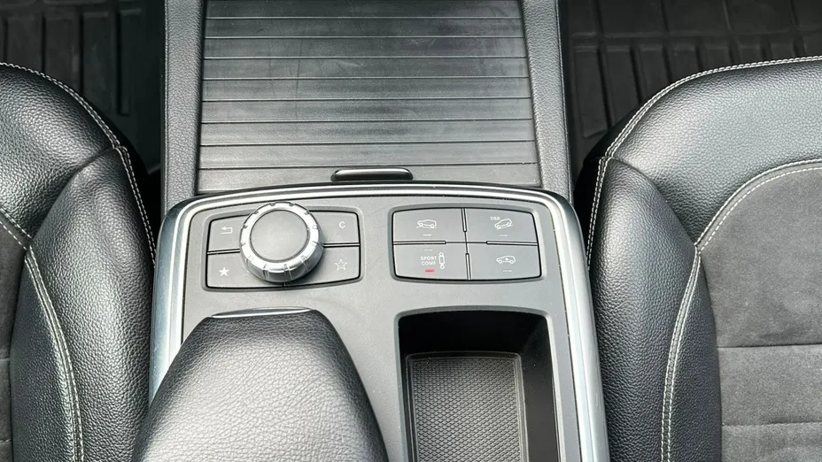 MERCEDES-BENZ ML -