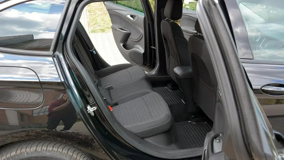 OPEL Astra -