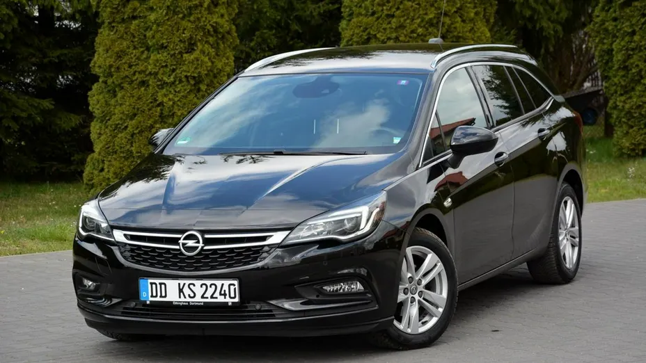 OPEL Astra -
