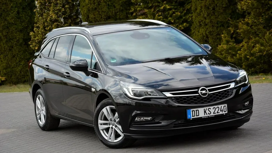 OPEL Astra -