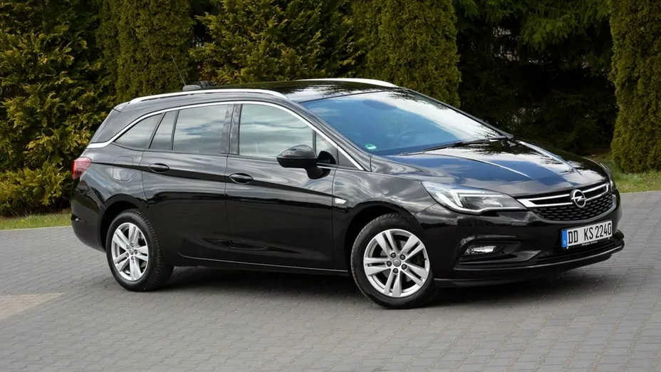 OPEL Astra -