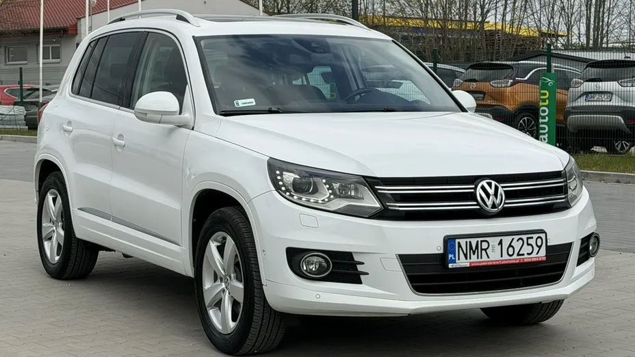 VOLKSWAGEN Tiguan -
