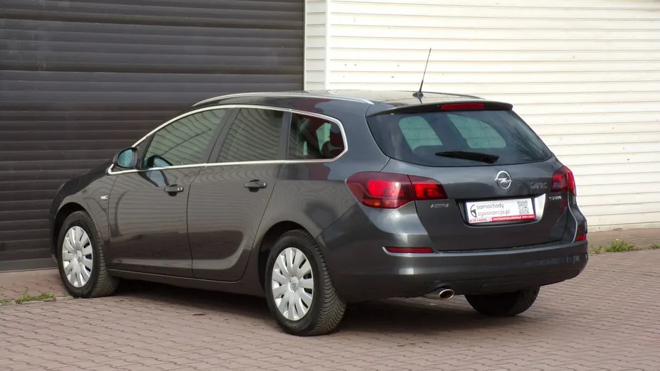OPEL Astra -