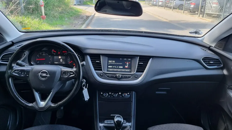 OPEL Grandland X -