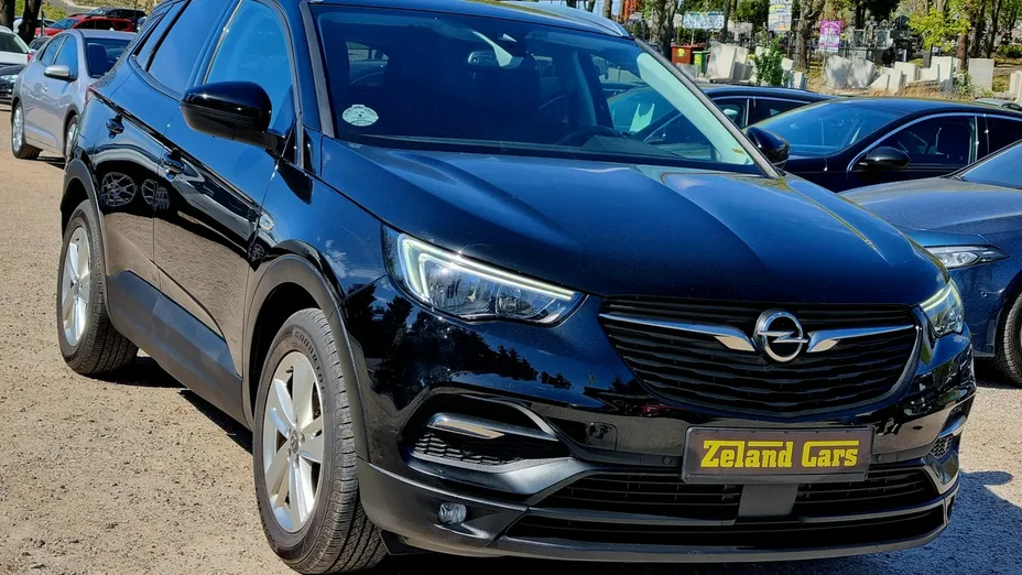OPEL Grandland X -