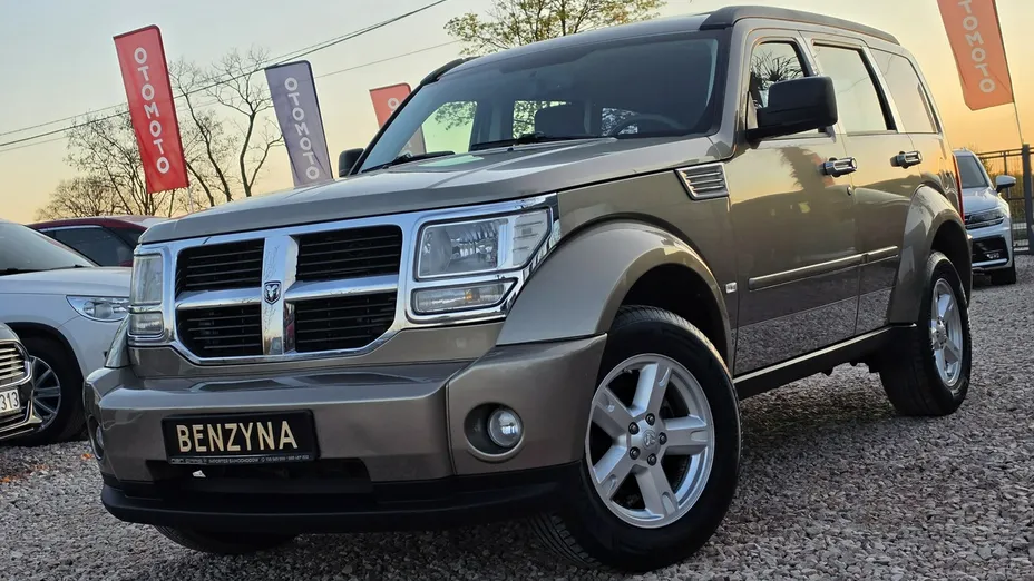 DODGE Nitro -