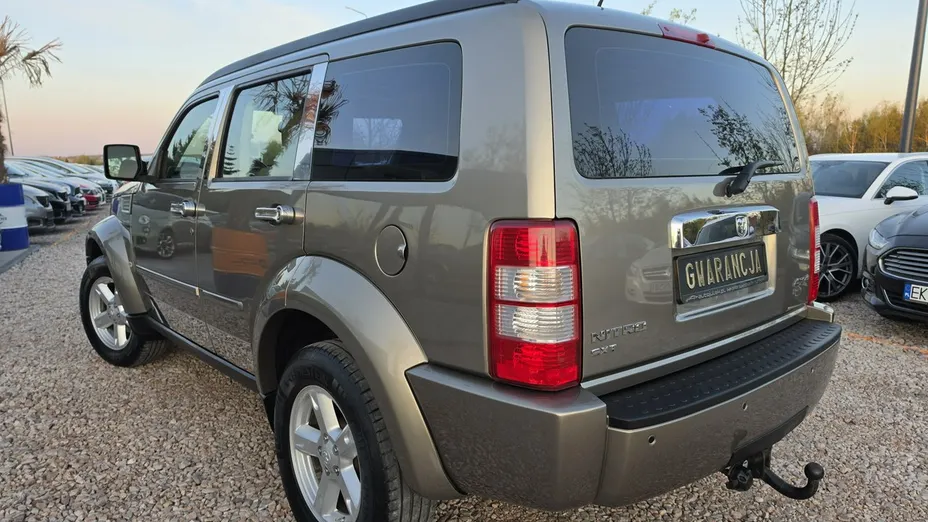 DODGE Nitro -