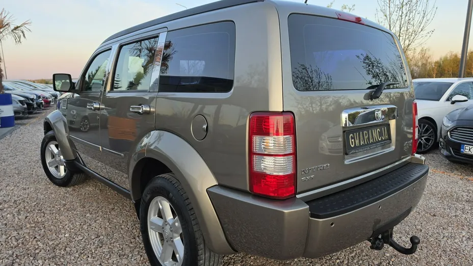 DODGE Nitro -