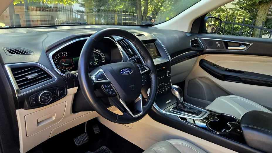 FORD Edge -
