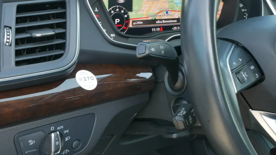 AUDI Q5 -