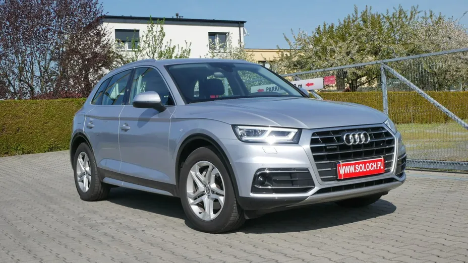 AUDI Q5 -