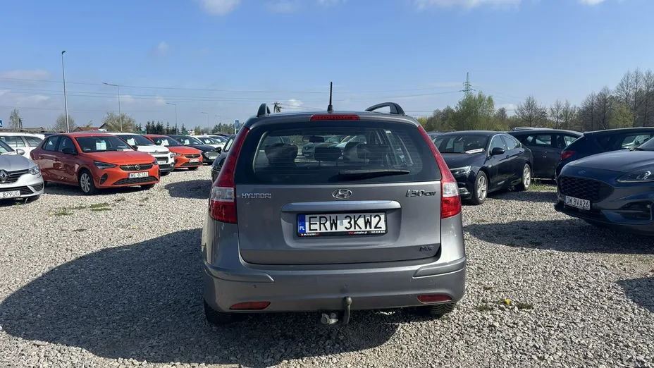 HYUNDAI i30 -