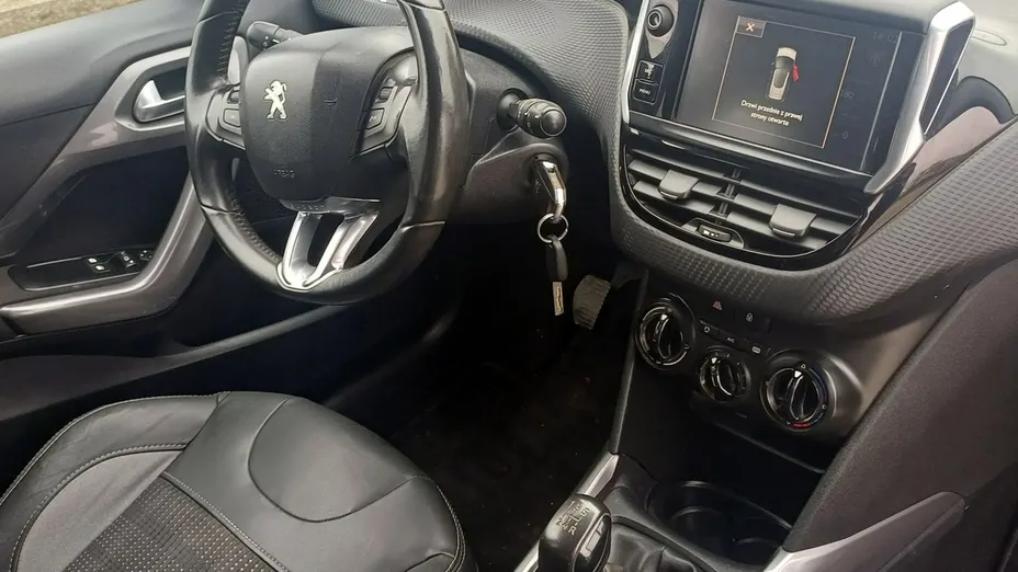 PEUGEOT 2008 -