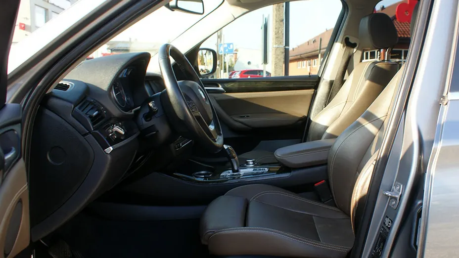 BMW X3 -