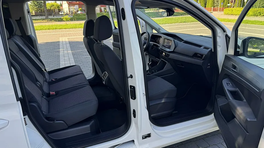 VOLKSWAGEN Caddy -
