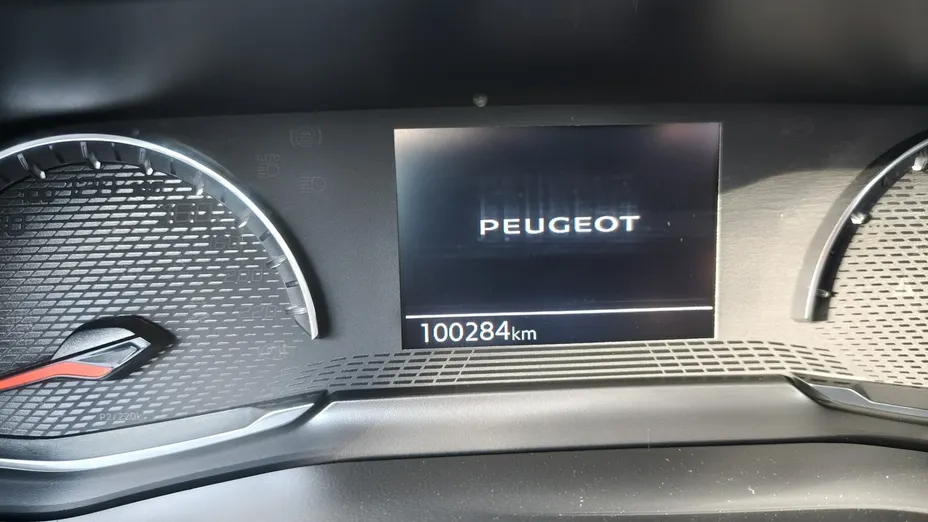 PEUGEOT 2008 -