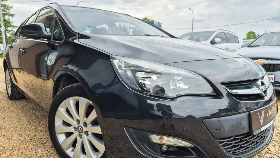 OPEL Astra -