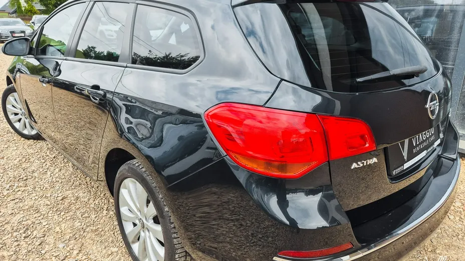 OPEL Astra -