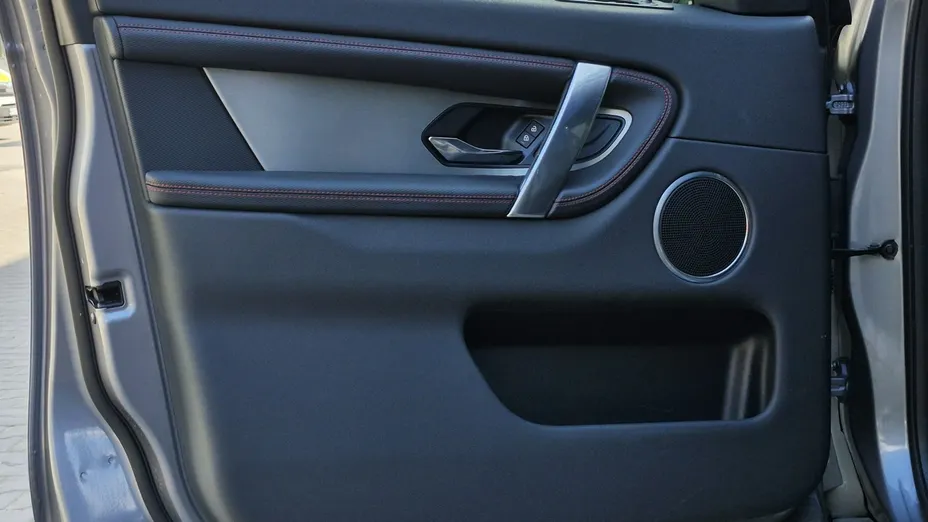 LAND ROVER Discovery Sport -