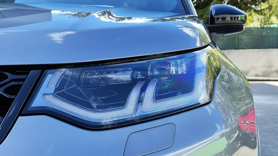 LAND ROVER Discovery Sport -
