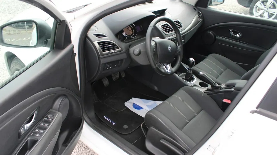 RENAULT Megane -