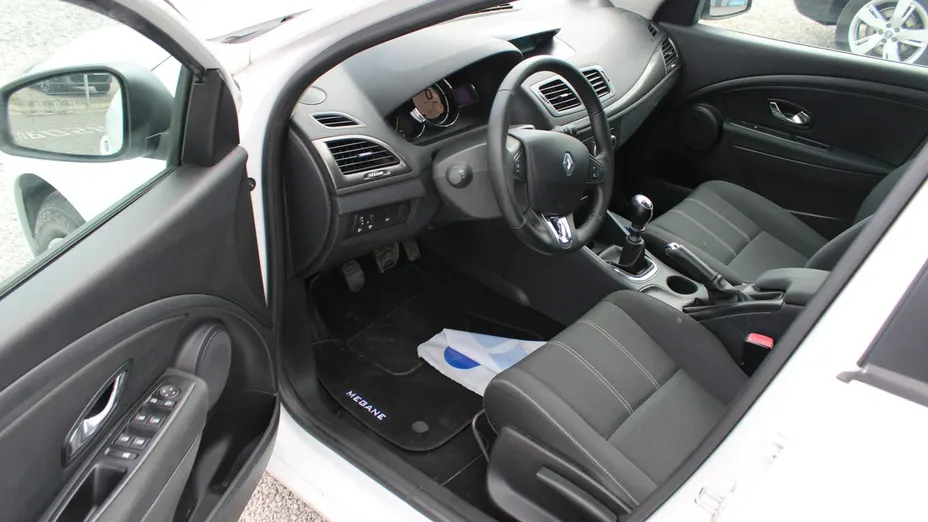 RENAULT Megane -