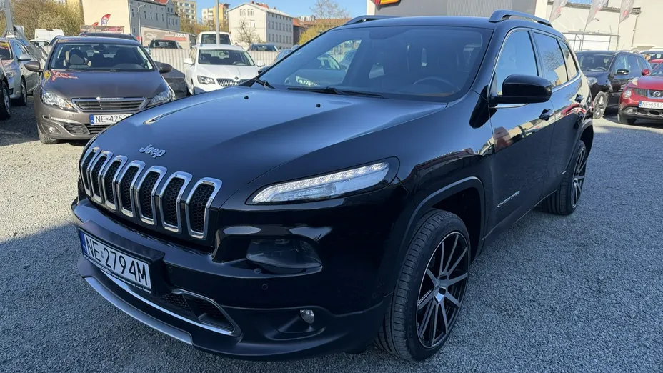 JEEP Cherokee -