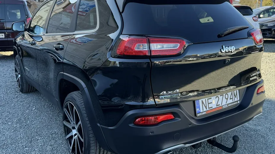 JEEP Cherokee -