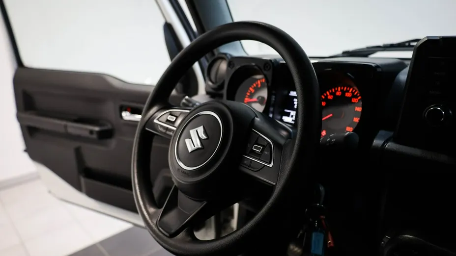 SUZUKI Jimny -