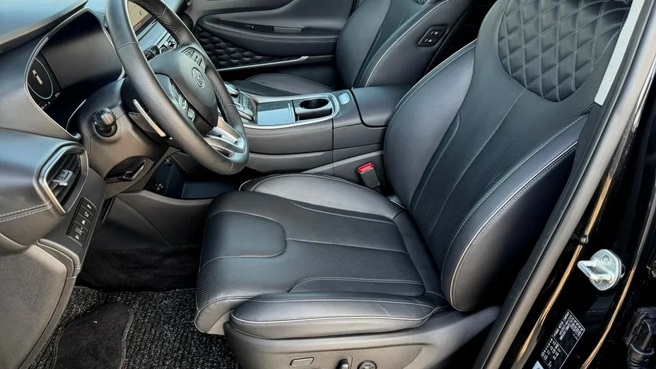 HYUNDAI Santa Fe -