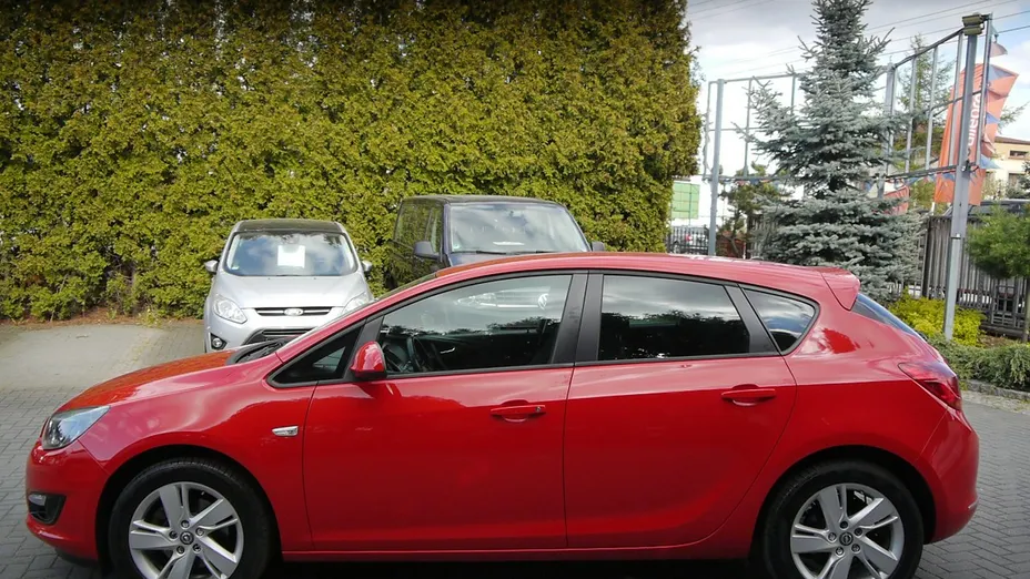 OPEL Astra -