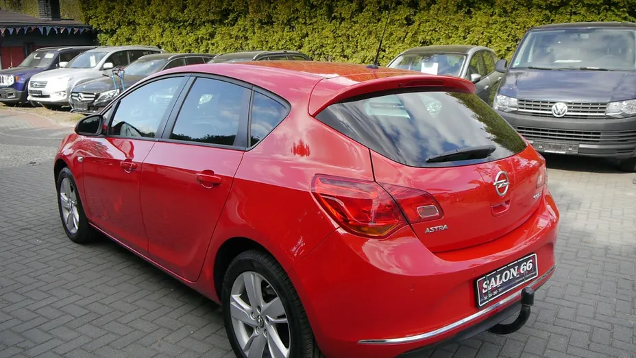 OPEL Astra -