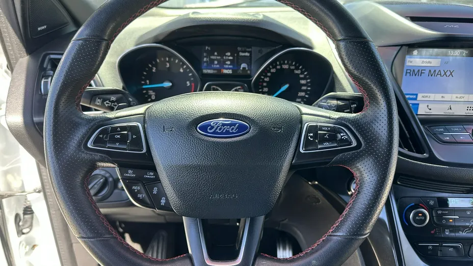 FORD Kuga -