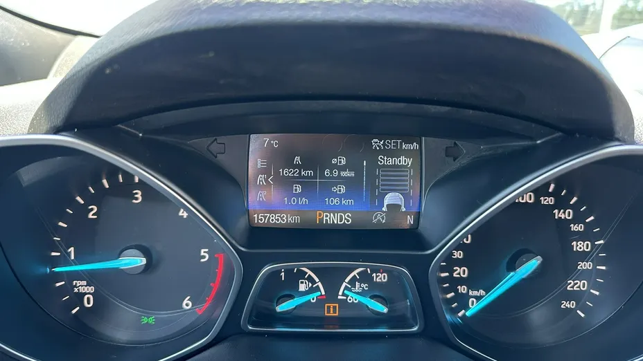 FORD Kuga -