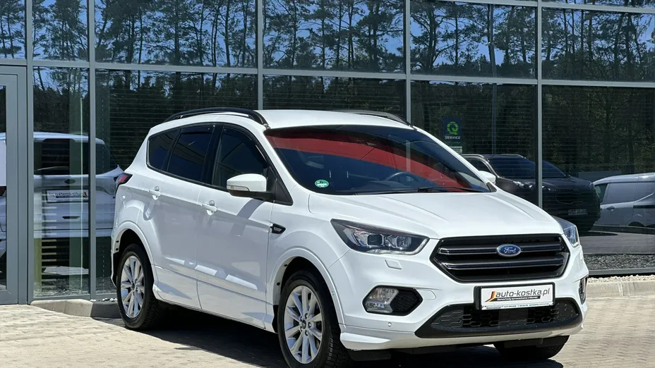 FORD Kuga -