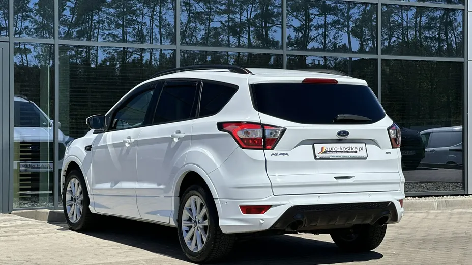 FORD Kuga -