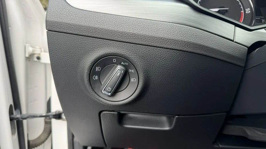 SKODA Superb -