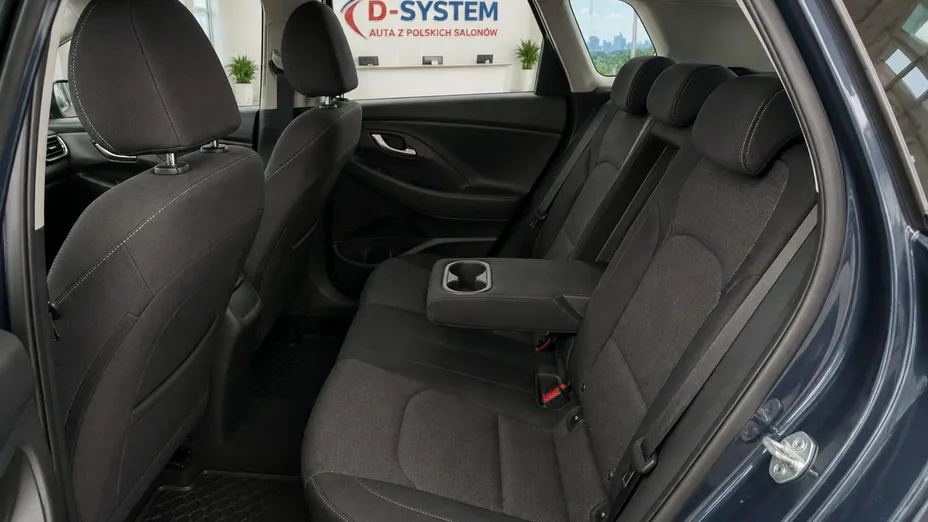 HYUNDAI i30 -