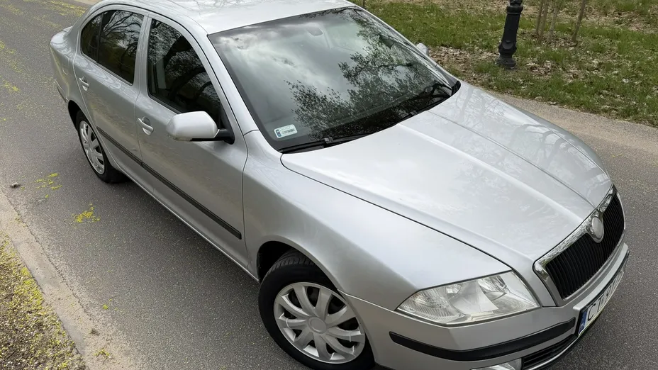 SKODA Octavia -