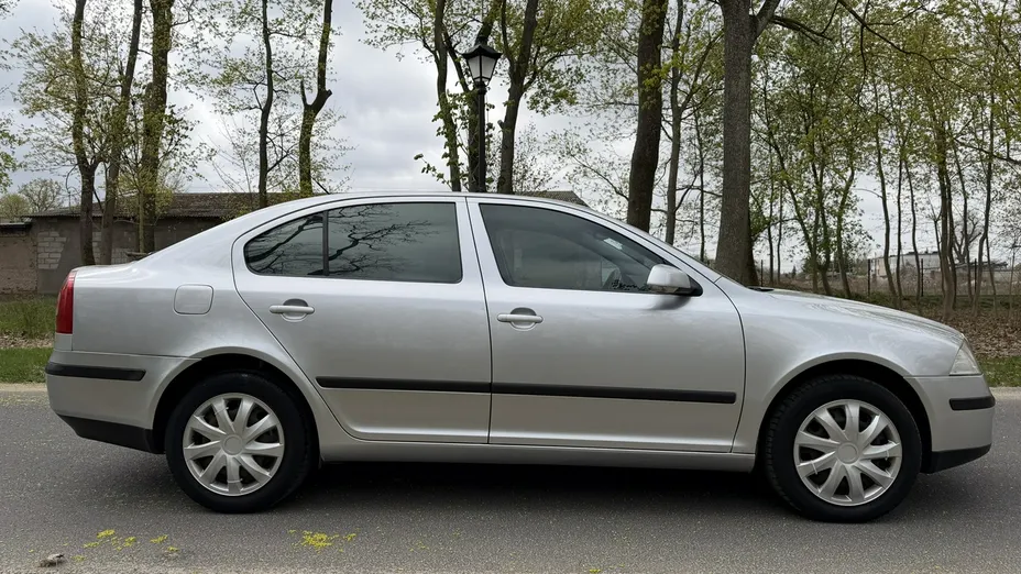 SKODA Octavia -